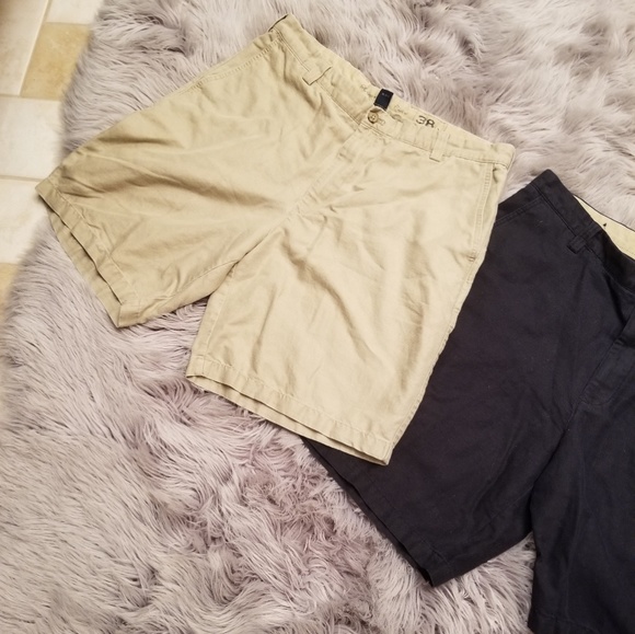 Size 38 Men's Izod shorts - Picture 3 of 5